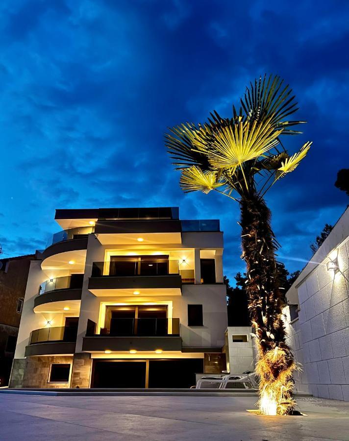 White Pearl Apartments - New Grebastica Exterior photo