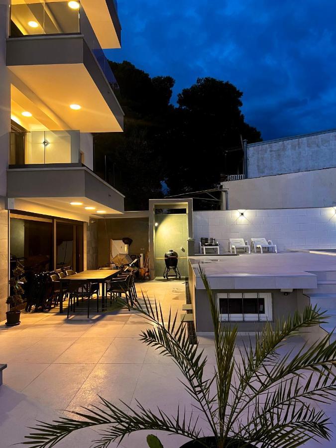 White Pearl Apartments - New Grebastica Exterior photo