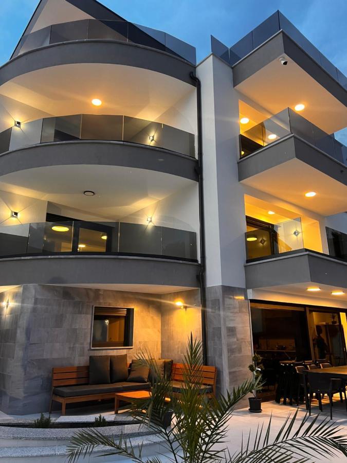 White Pearl Apartments - New Grebastica Exterior photo