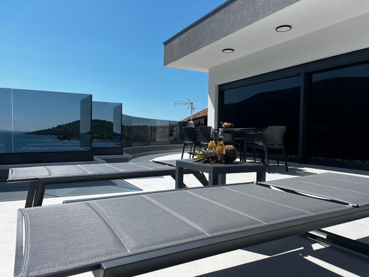 White Pearl Apartments - New Grebastica Exterior photo