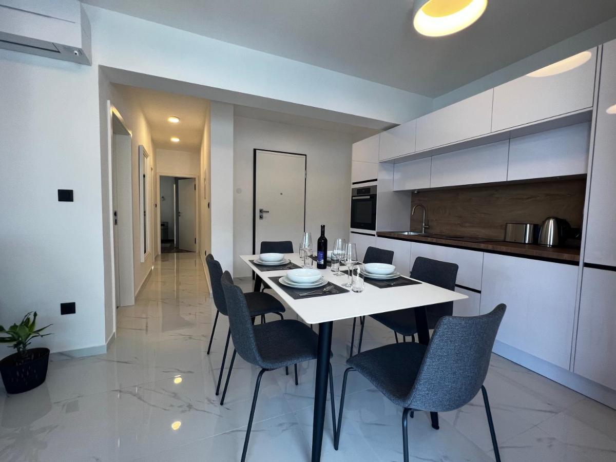 White Pearl Apartments - New Grebastica Exterior photo